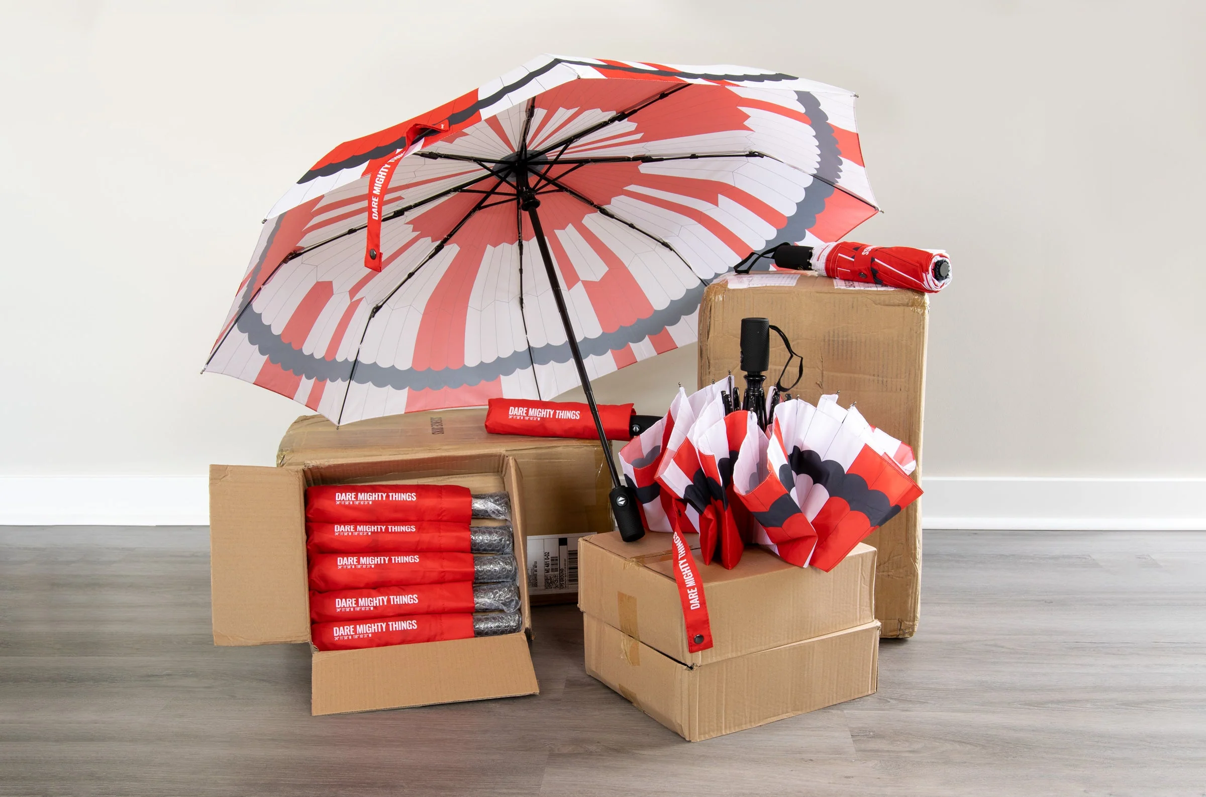 Dare Mighty Things umbrella view